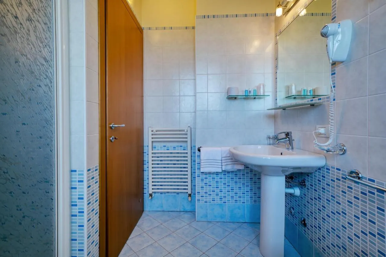 The Lighthouse Rooms Lazise Italy